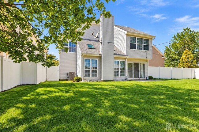 Building Photo - 50 Glen Oaks Ct