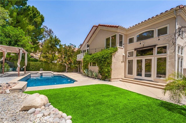 Building Photo - 24961 Alicante Dr
