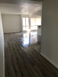 Building Photo - 3828 N 32nd St