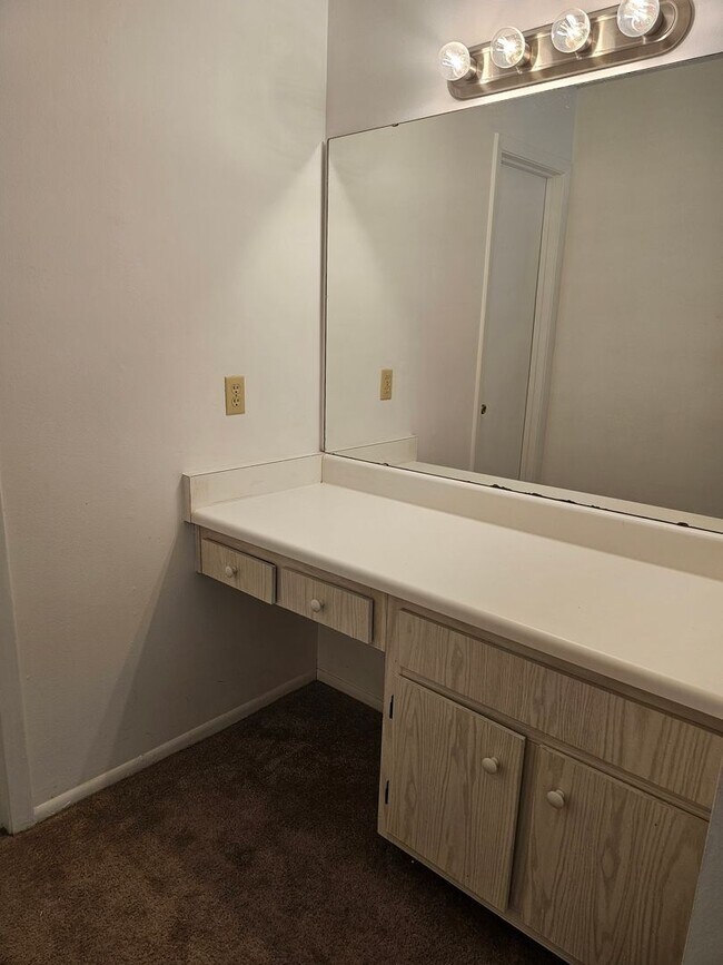 Building Photo - FABOULOUS 3 BEDROOM / 2.5 BATH / 2 CAR GARAGE HOME - WINTER SPRINGS (THE HIGHLANDS)