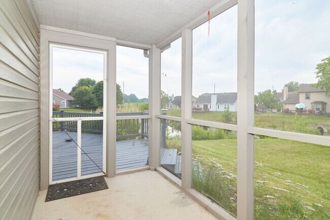 Building Photo - Lovely 3 Bedroom Home with Pond View
