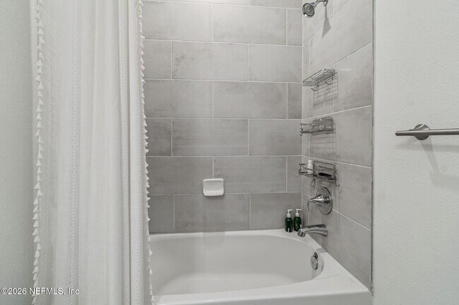 Building Photo - 84651 Balsam Ct