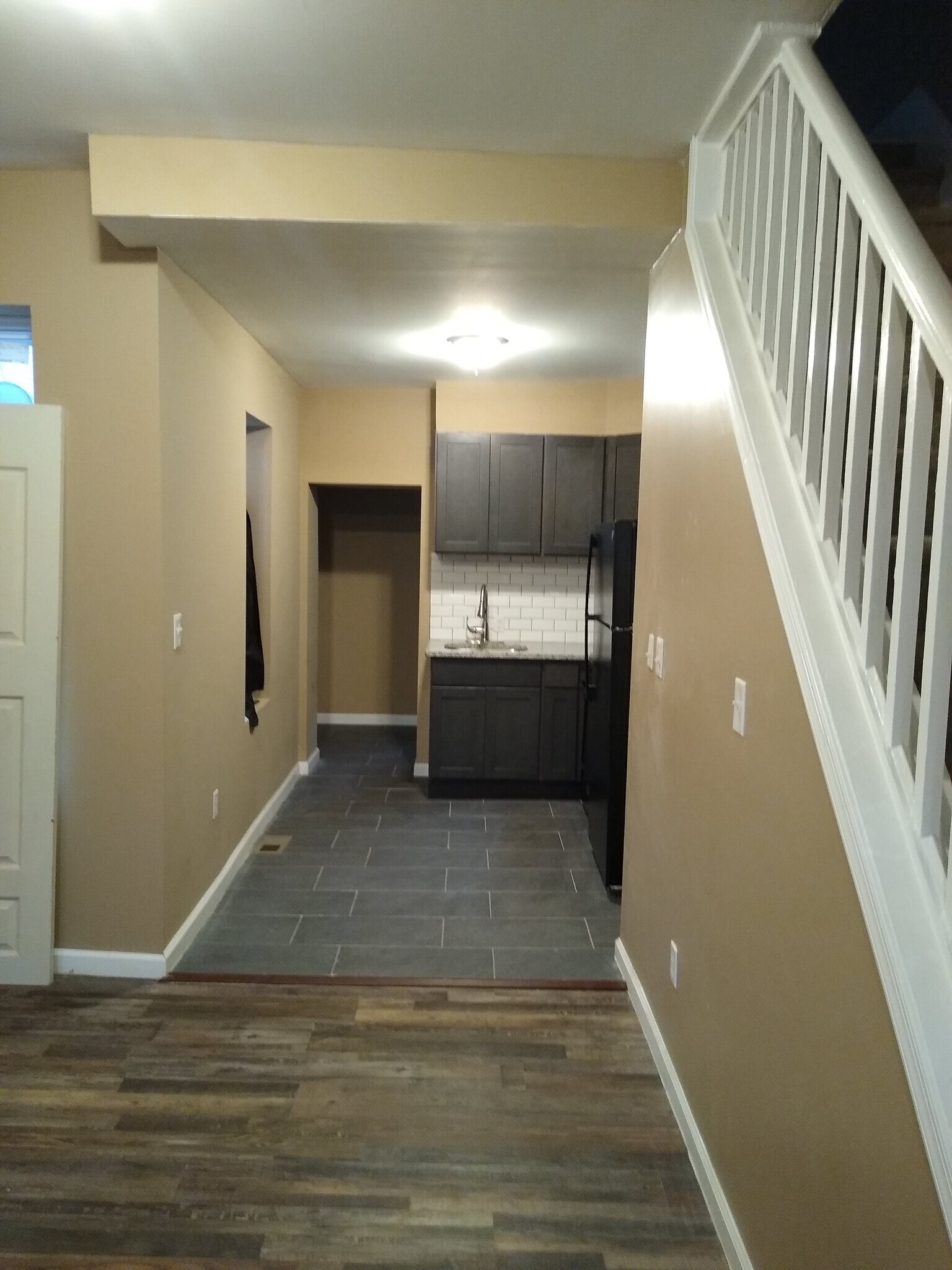 Building Photo - 2054 Ann St