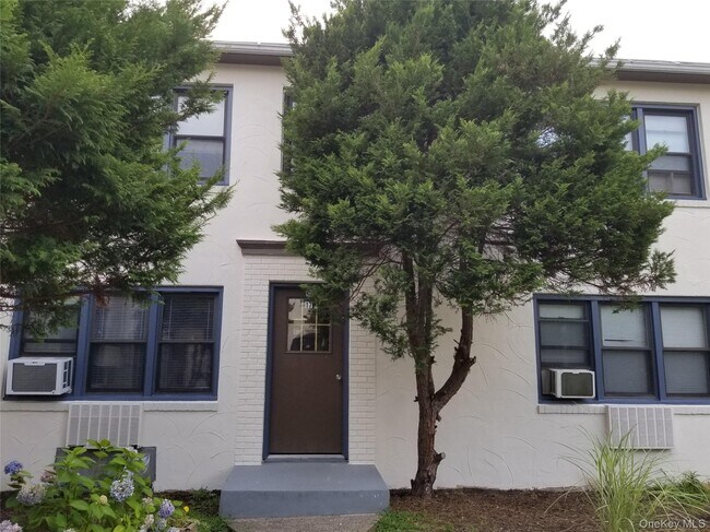 Building Photo - 17 Cornelison Ave