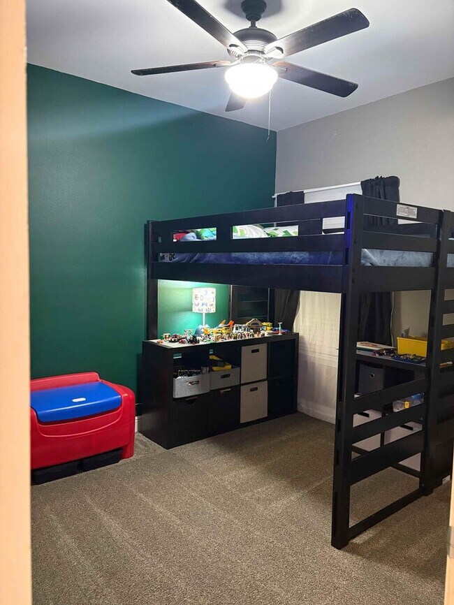 Building Photo - 148 Crab Apple Ave