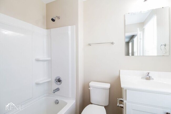 Building Photo - 5680 Tonya Marie Ct