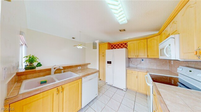 Building Photo - 14288 SW 177th St