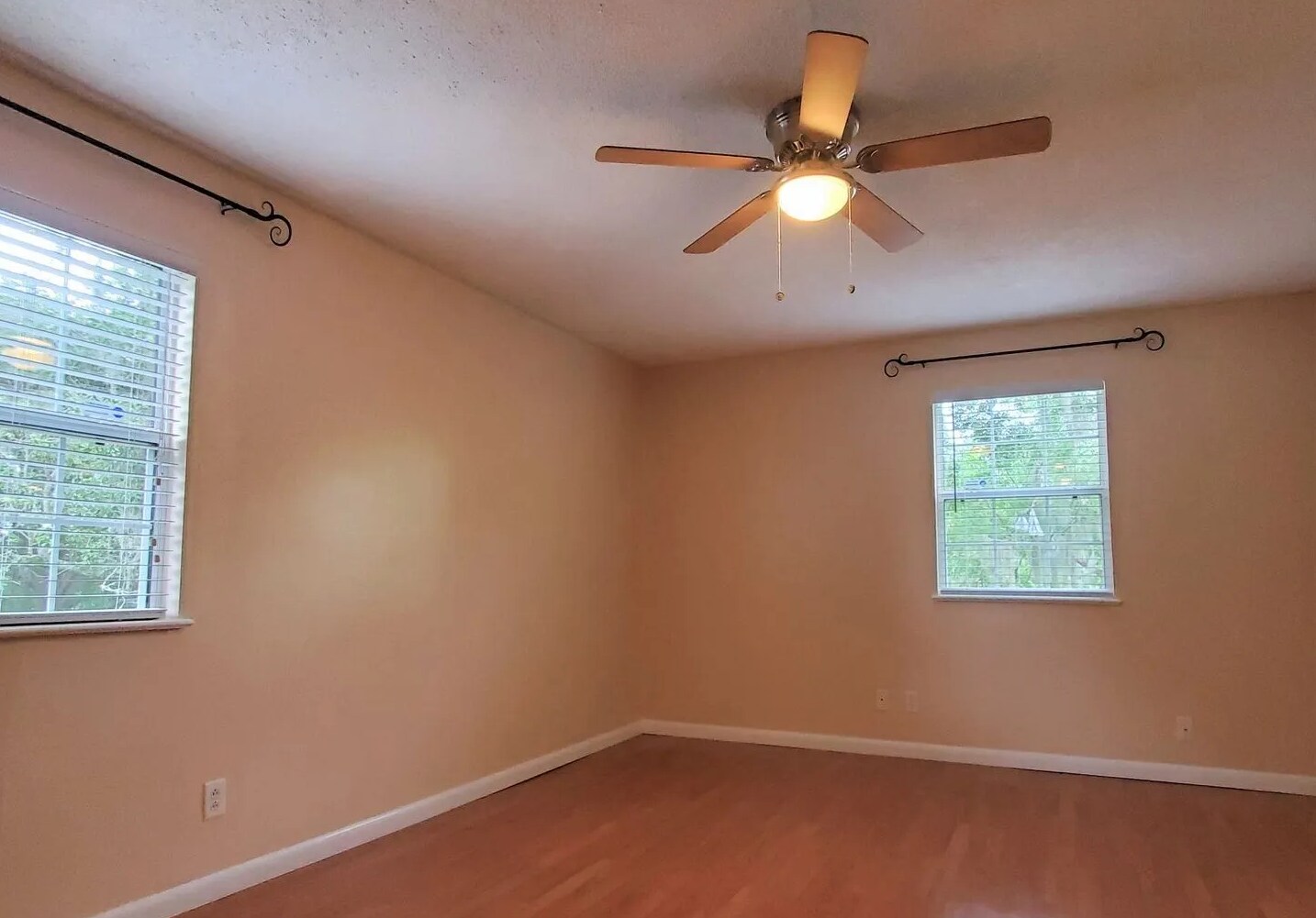 Master bedroom windows - 6519 W Newberry Rd
