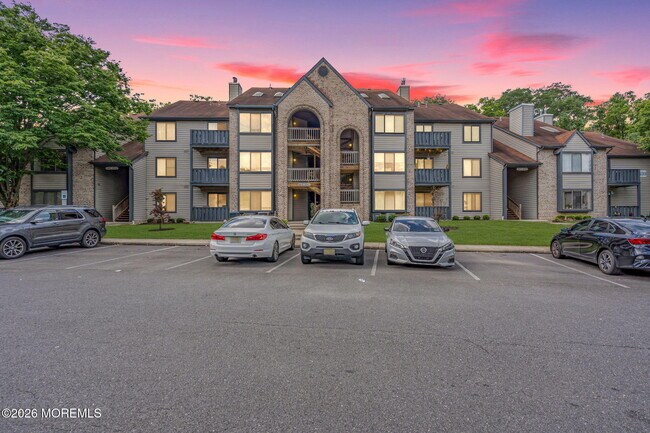 Building Photo - 4403 Aberdeen Dr