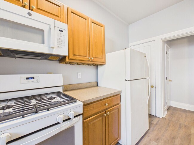 Building Photo - 1611 Susquehanna St