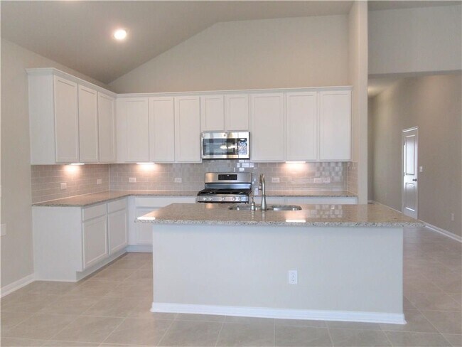 Building Photo - 1017 Sundrops St