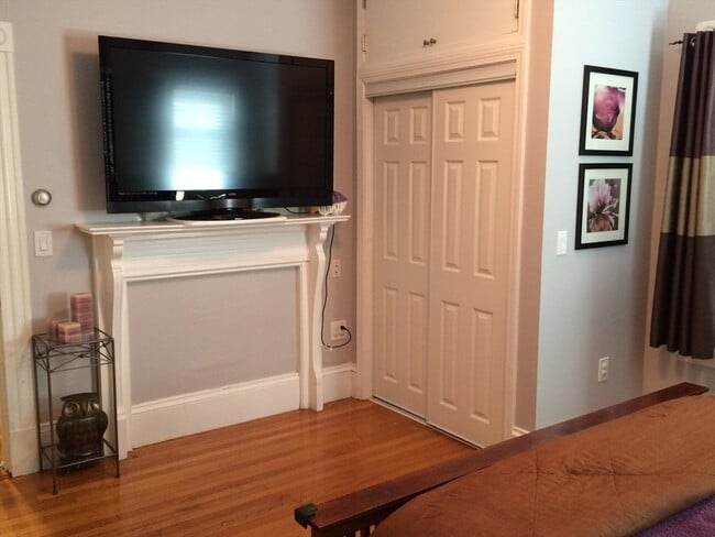 Building Photo - 45 Mansfield St