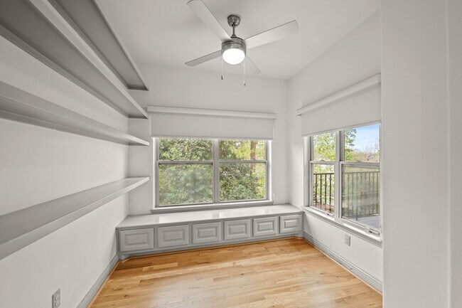 Building Photo - 9714 Braesmont Dr