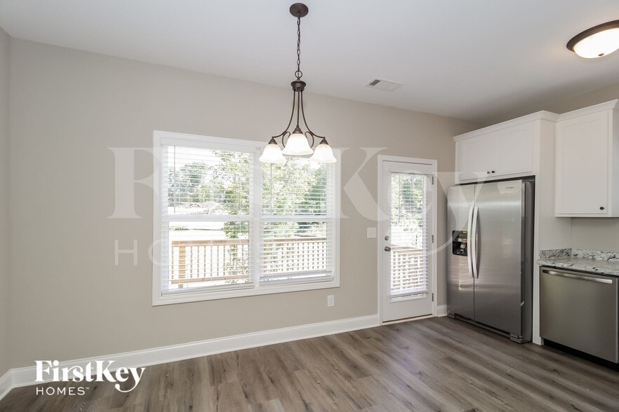 Building Photo - 108 Woodside Ct