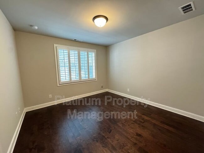 Building Photo - 4220 Deming Cir