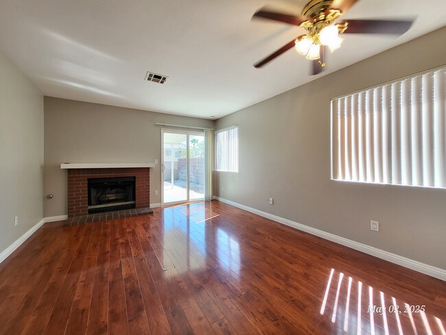 Building Photo - 7614 Isley Ave