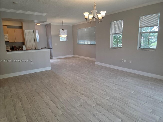 Building Photo - 2492 Centergate Dr