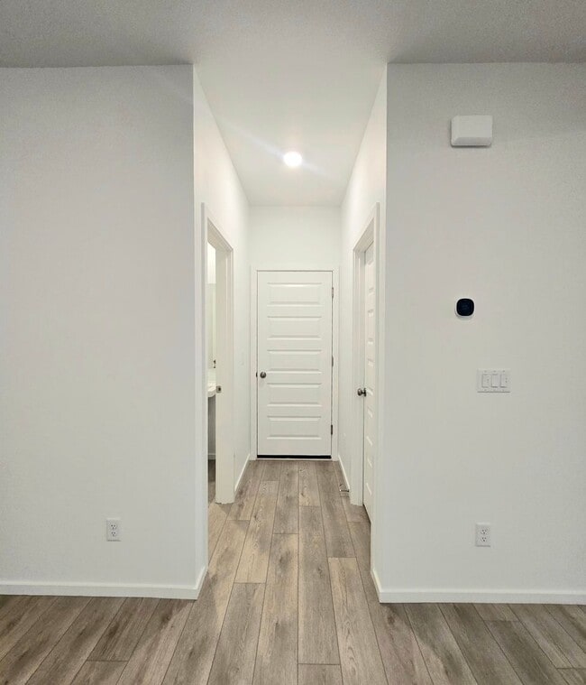 Building Photo - 3 Bed, 3.5 Bath in the New Madrona Ridge Neighborhood For Rent!