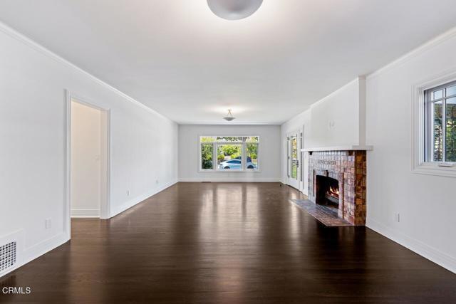 Building Photo - 820 Brent Ave