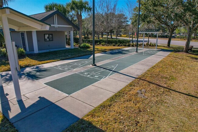 Building Photo - 1221 Wolford Dr