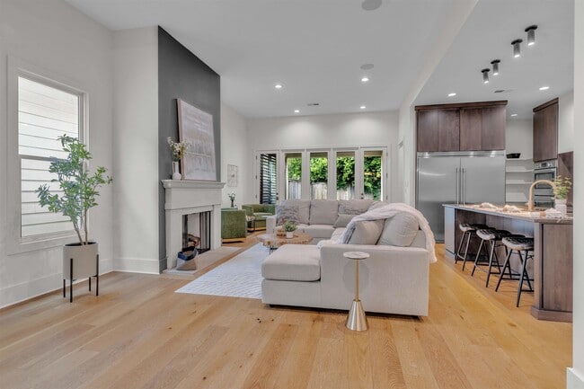 Building Photo - 4167 Meade Village Cv