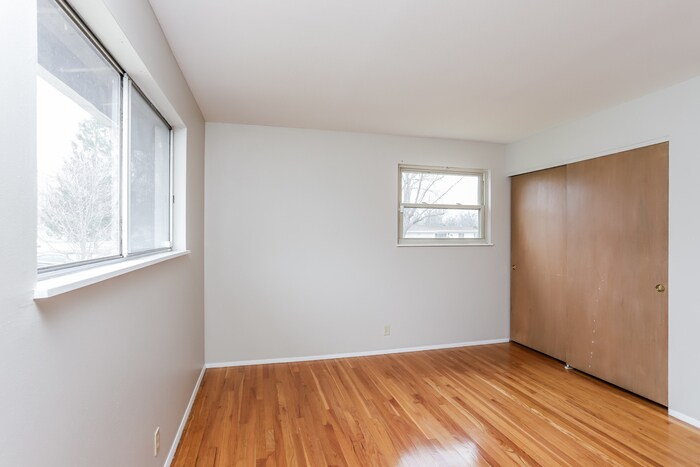Building Photo - 610 Starlet Dr