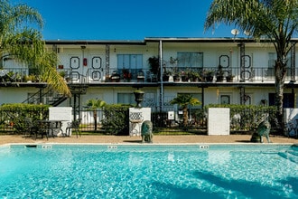 Building Photo - Inverness Baytown
