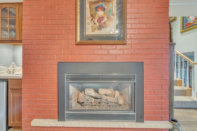 Building Photo - 10240 Potomac St