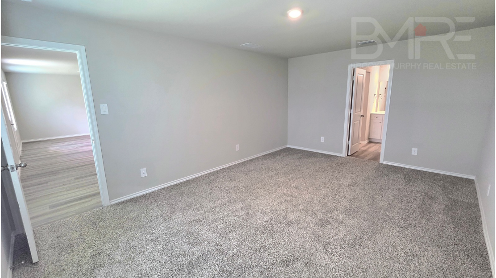 Building Photo - 233 Cal Ford Dr