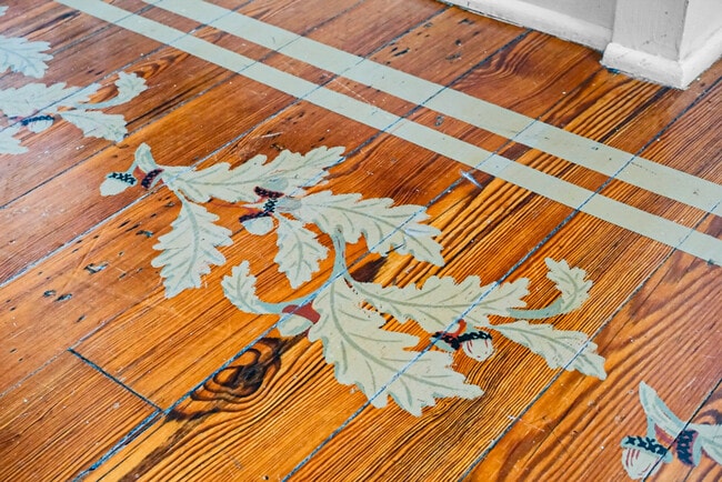 Building Photo - 6 Wentworth St