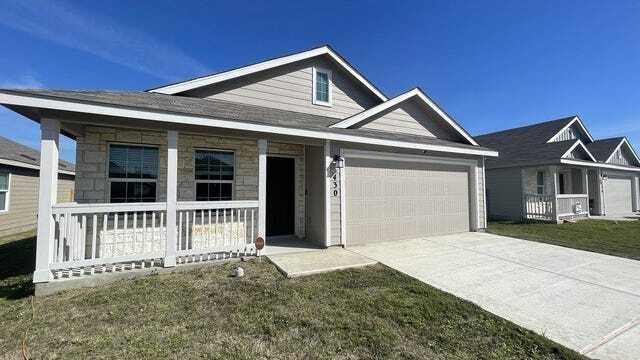 Building Photo - 430 Blue Stem Rd