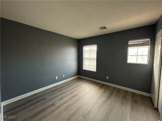 Building Photo - 464 Columbia Pike Ave