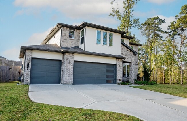 Primary Photo - 14035 Vly Crk Ct