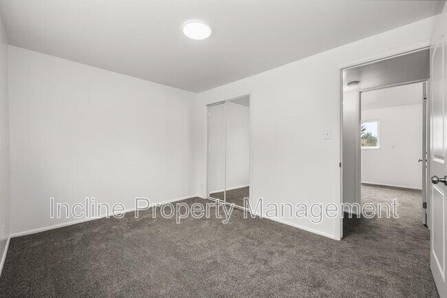 Building Photo - 1069 S 80 E