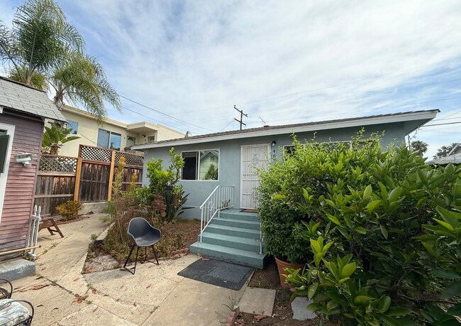 Building Photo - 4623-25 Mississippi St