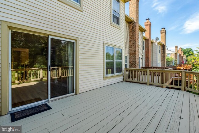 Building Photo - 4234 Fox Lake Dr