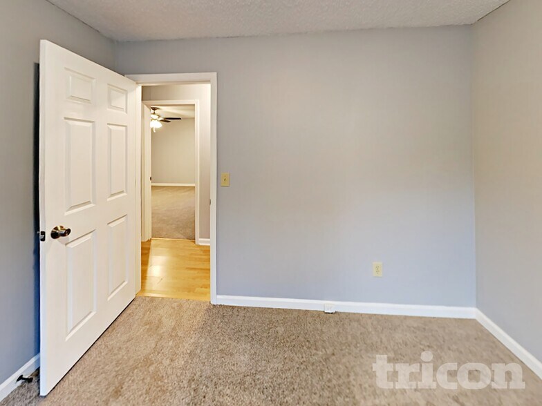 Building Photo - 140 Remington Ln
