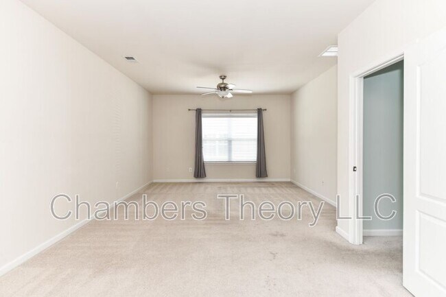 Building Photo - 21026 Potomac Trail Cir