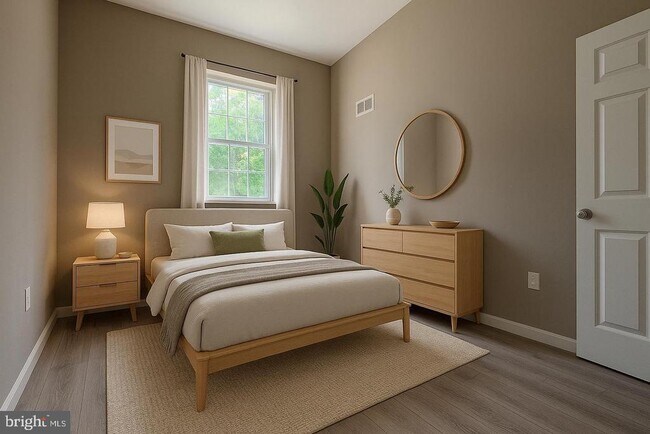 Building Photo - 1218 N 16th St