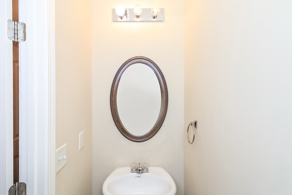 Building Photo - 4710 Cabrini Pl