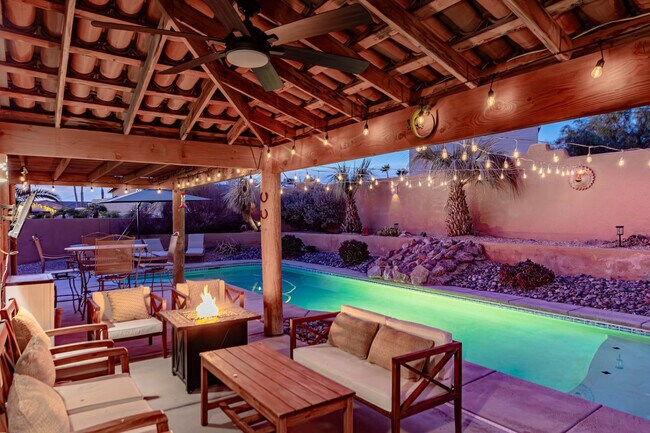 Building Photo - 3921 Aloha Ln