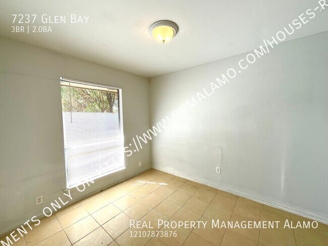 Building Photo - 7237 Glen Bay Dr