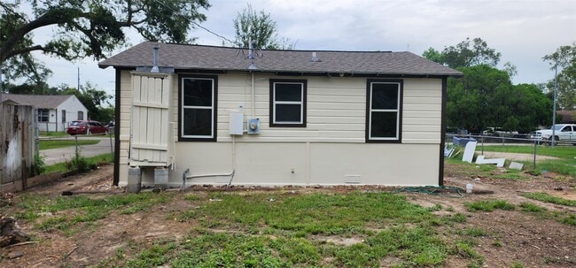 Building Photo - 10019 Porto Rico Rd