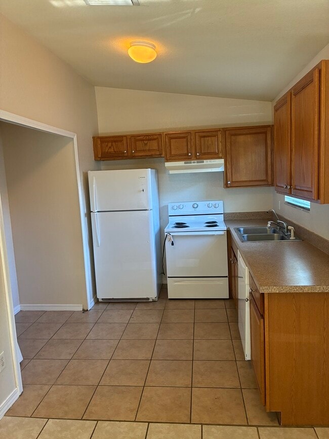 Building Photo - Beautiful 3/2 House in Bay St. Louis