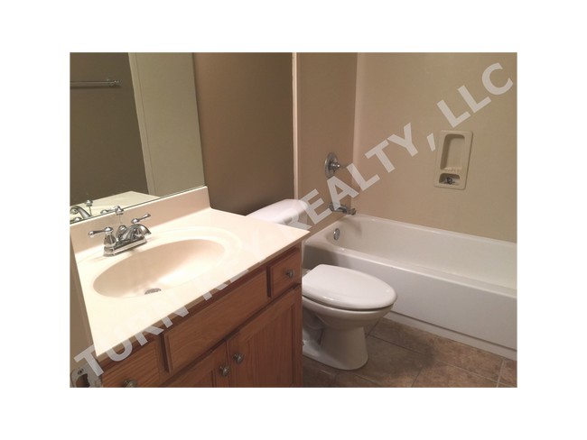 Building Photo - Duplex for rent in Trussville
