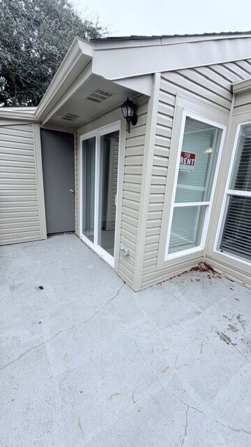 Building Photo - 9707 Richmond Ave.