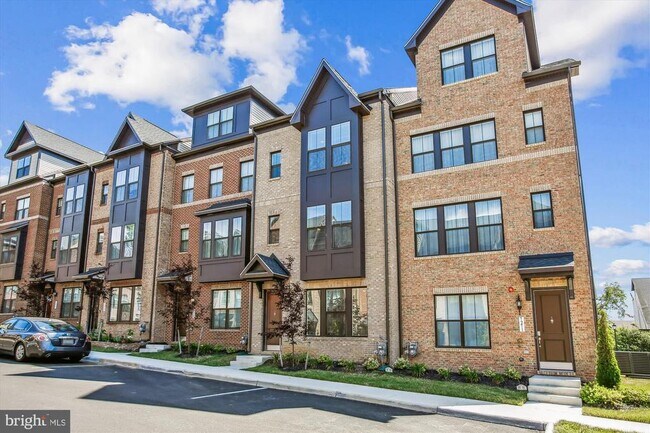 Building Photo - 7269 Nittany Ln
