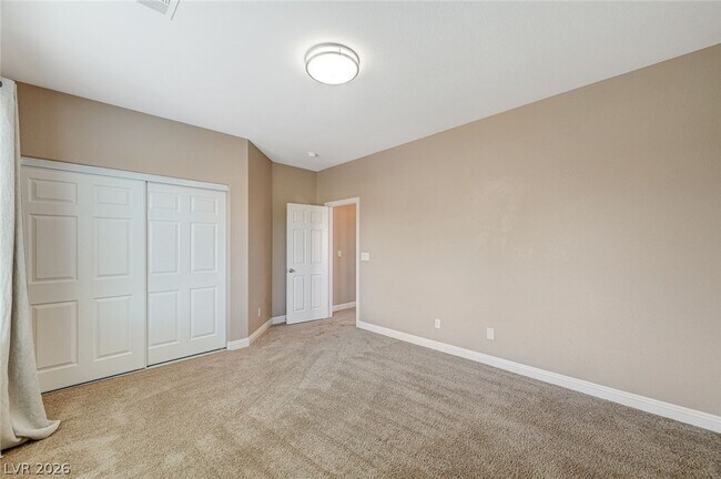 Building Photo - 7876 Sleeping Lily Dr