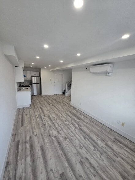 Building Photo - 41-20 71st St