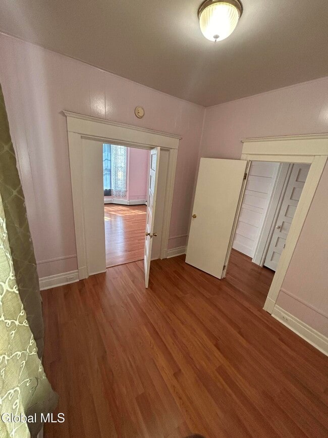 Building Photo - 361 Orange St